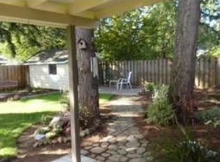 14344 SE Market Ct, Portland, OR 97233