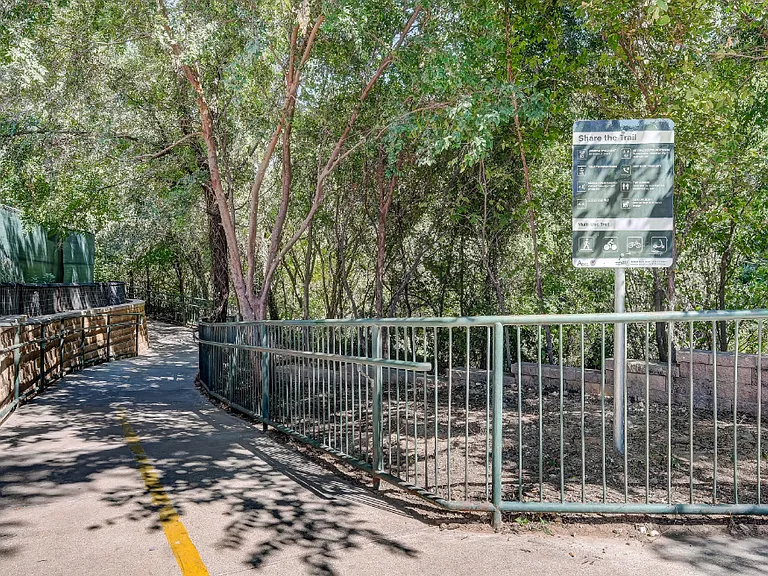 Walking and Biking trails leading to Lady Bird Lake