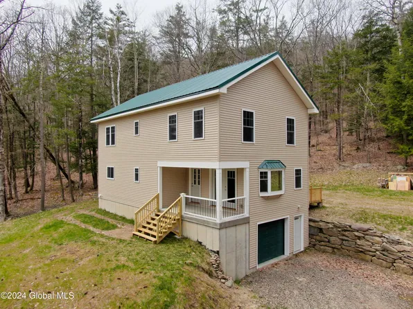 235 Avenue Of The Stars, North Blenheim, NY 12131