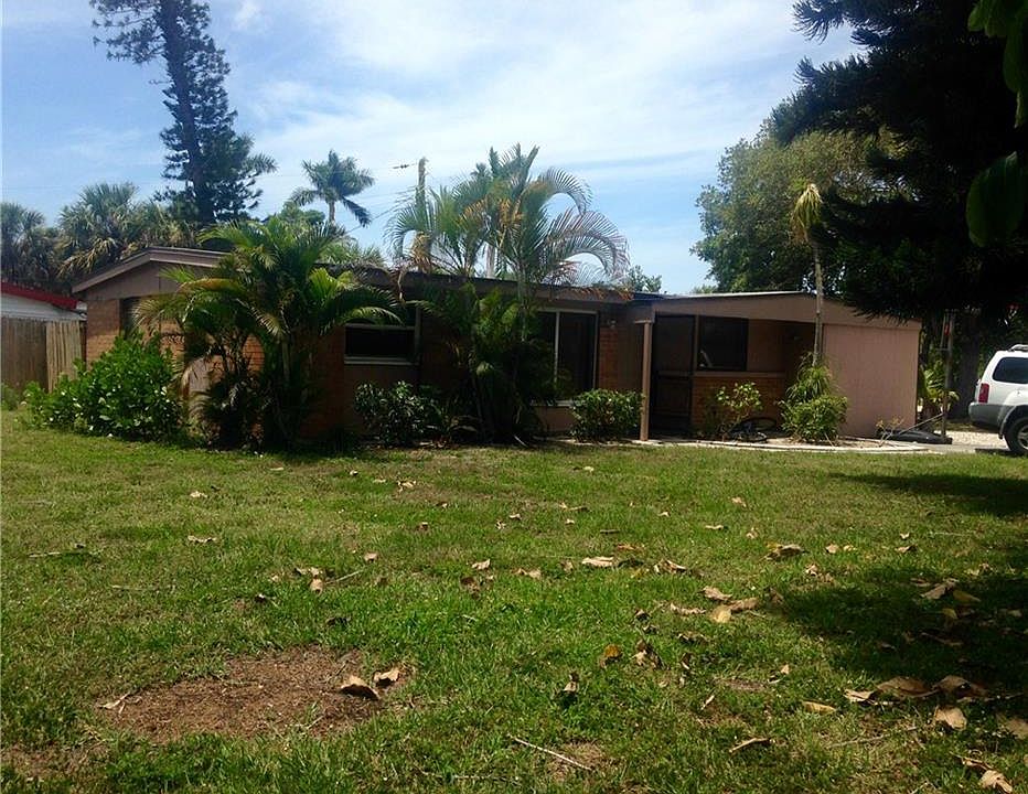 1st image of 2398 Estey Ave