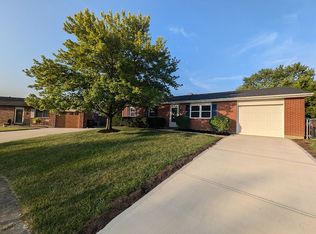 933 Rainbow Ct, Lebanon, OH 45036