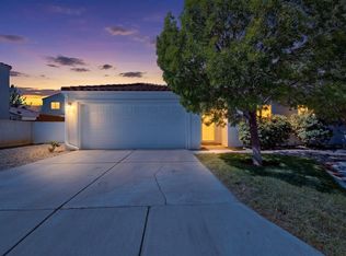 1304 Villa Campo NE, Albuquerque, NM 87113