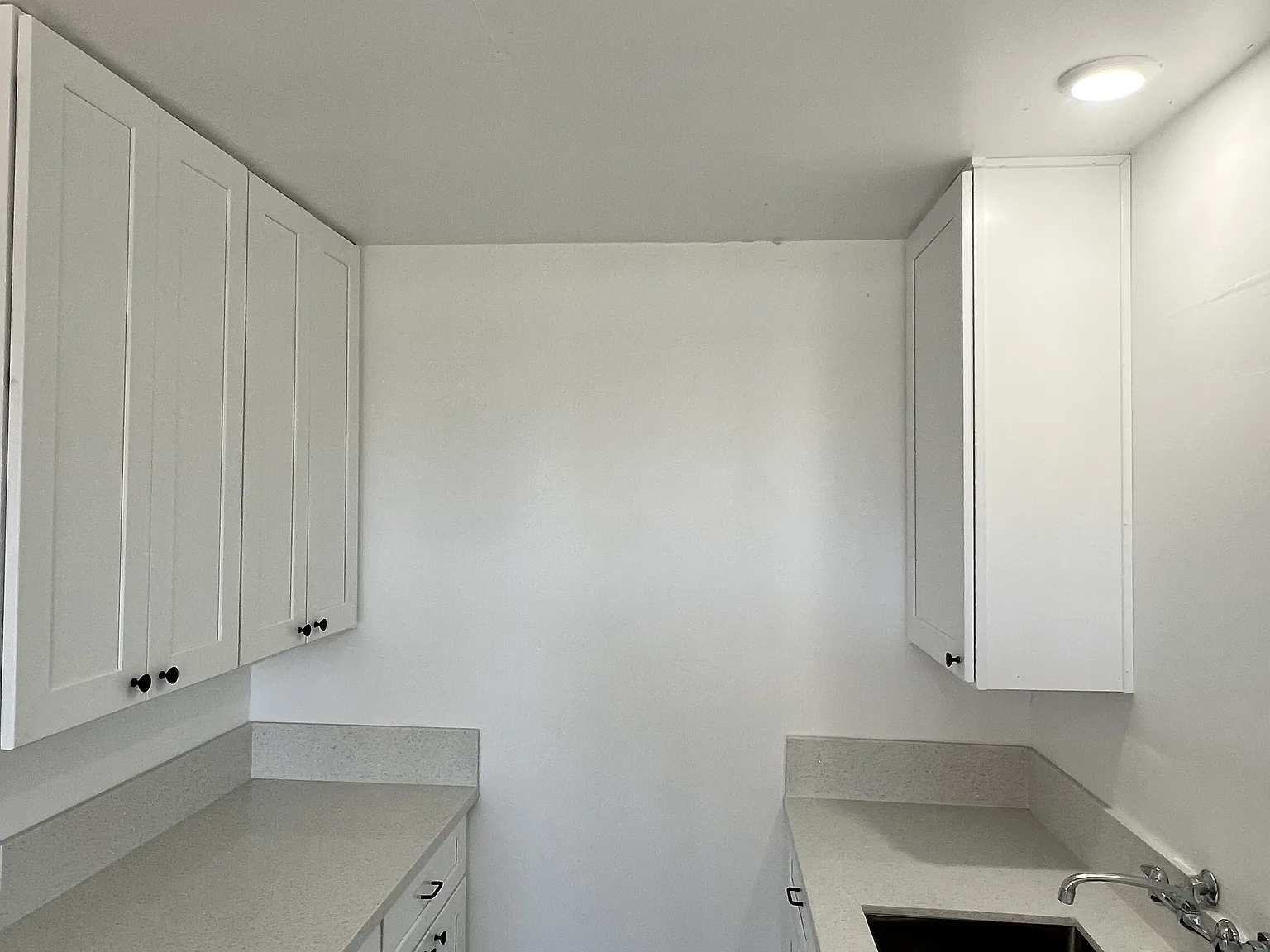 Studio, 550 sqft, $3,500 — Photo 2