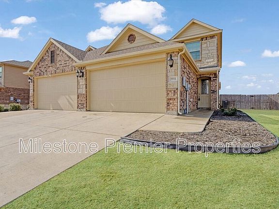 3rd image of 3910 Ashton Dr #1