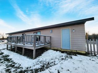 308 6th Ave SW, Warroad, MN 56763