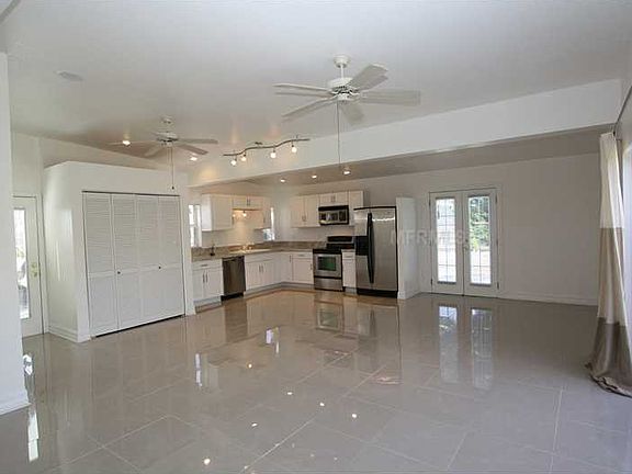 3rd image of 4189 Gardner Dr