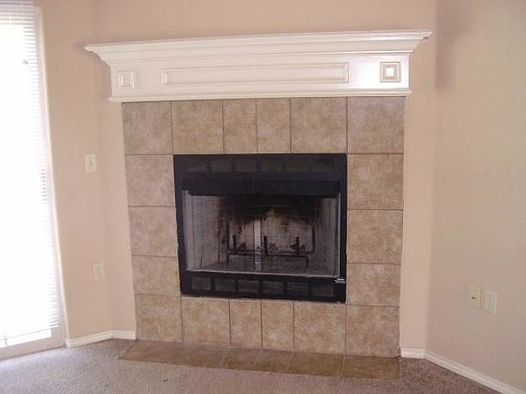 2nd image of 1770 N Chestnut Ave