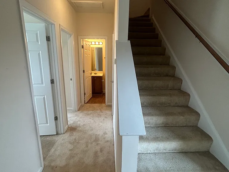 806 W Washington St #311 — Photo 11