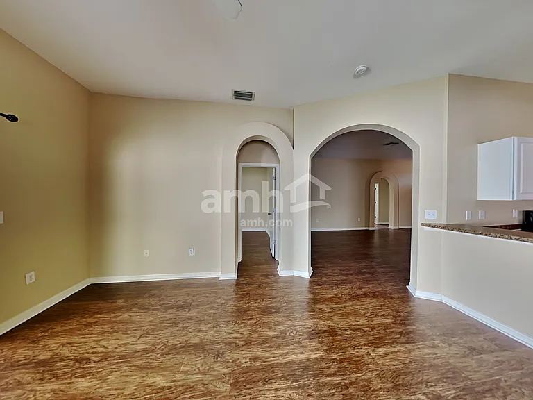 27826 Breakers Dr — Photo 7