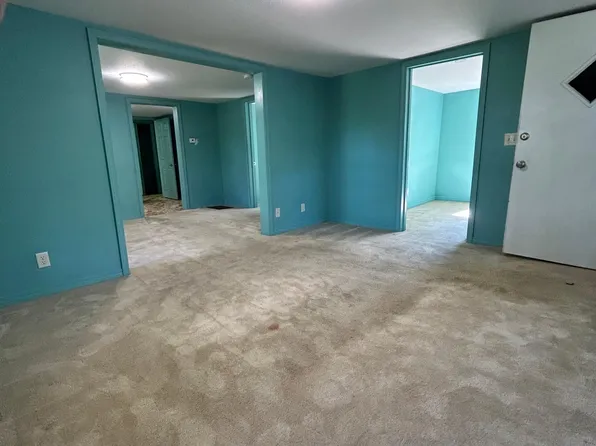 601 Sloss Ave, Defuniak Springs, FL 32433