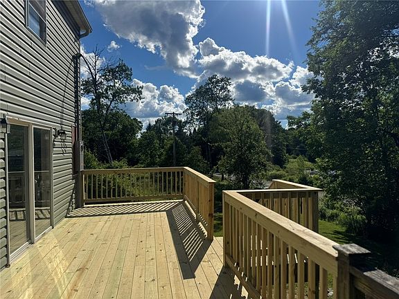 3rd image of 290 Hohreiter Rd