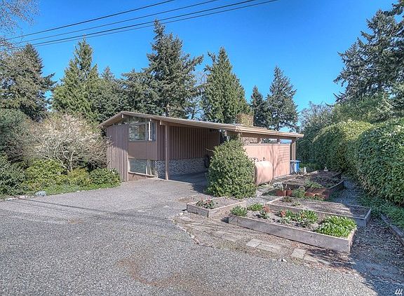 2nd image of 1626 98th Ave NE