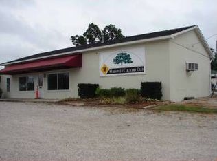 860 E Hubble Dr, Marshfield, MO 65706