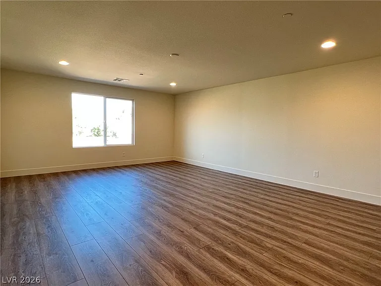1421 Jules Ln — Photo 16