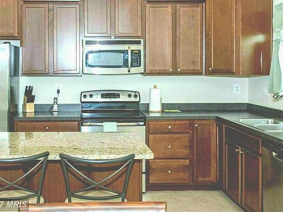 4th image of 178 Joppa Farm Rd