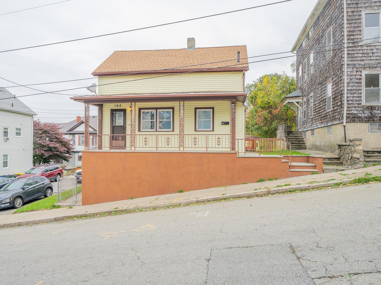 160A Stewart St, Fall River, MA 02720 Zillow