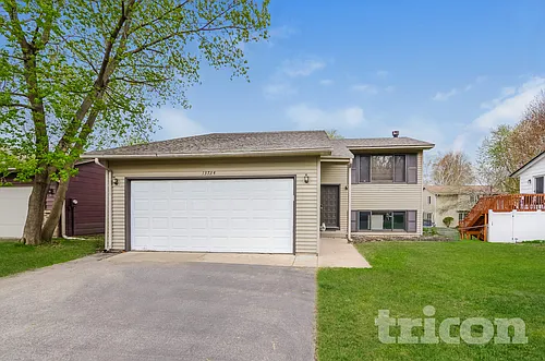 13734 Glenhurst Ln Photo 1