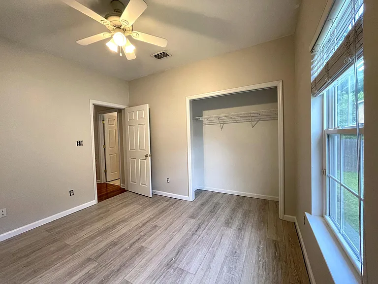 2876 Alexis Ln — Photo 16