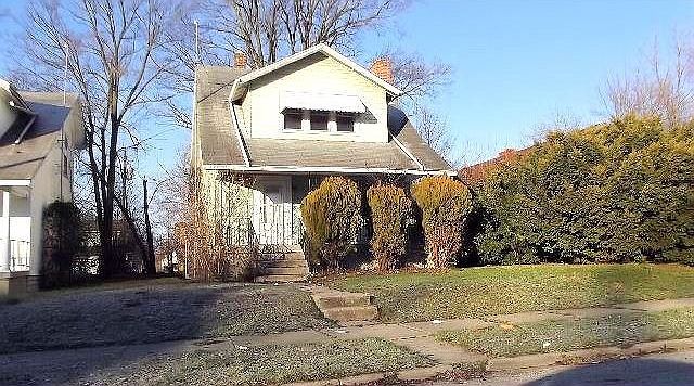1st image of 937 Vernon Dr
