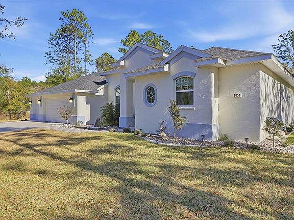 3rd image of 4651 N Mapleview Way