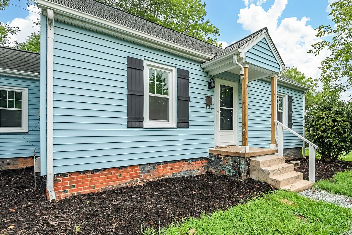 Building Photo - 705 N Wilba Rd