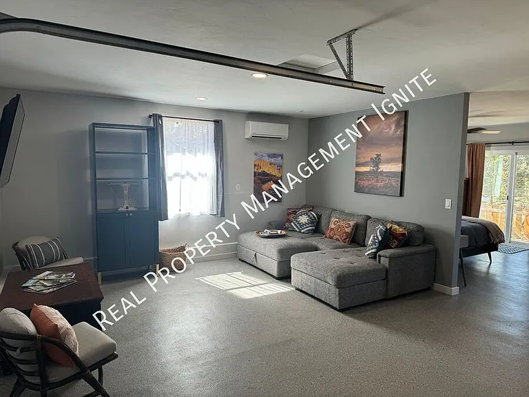 65601 Highway 20 — Photo 3