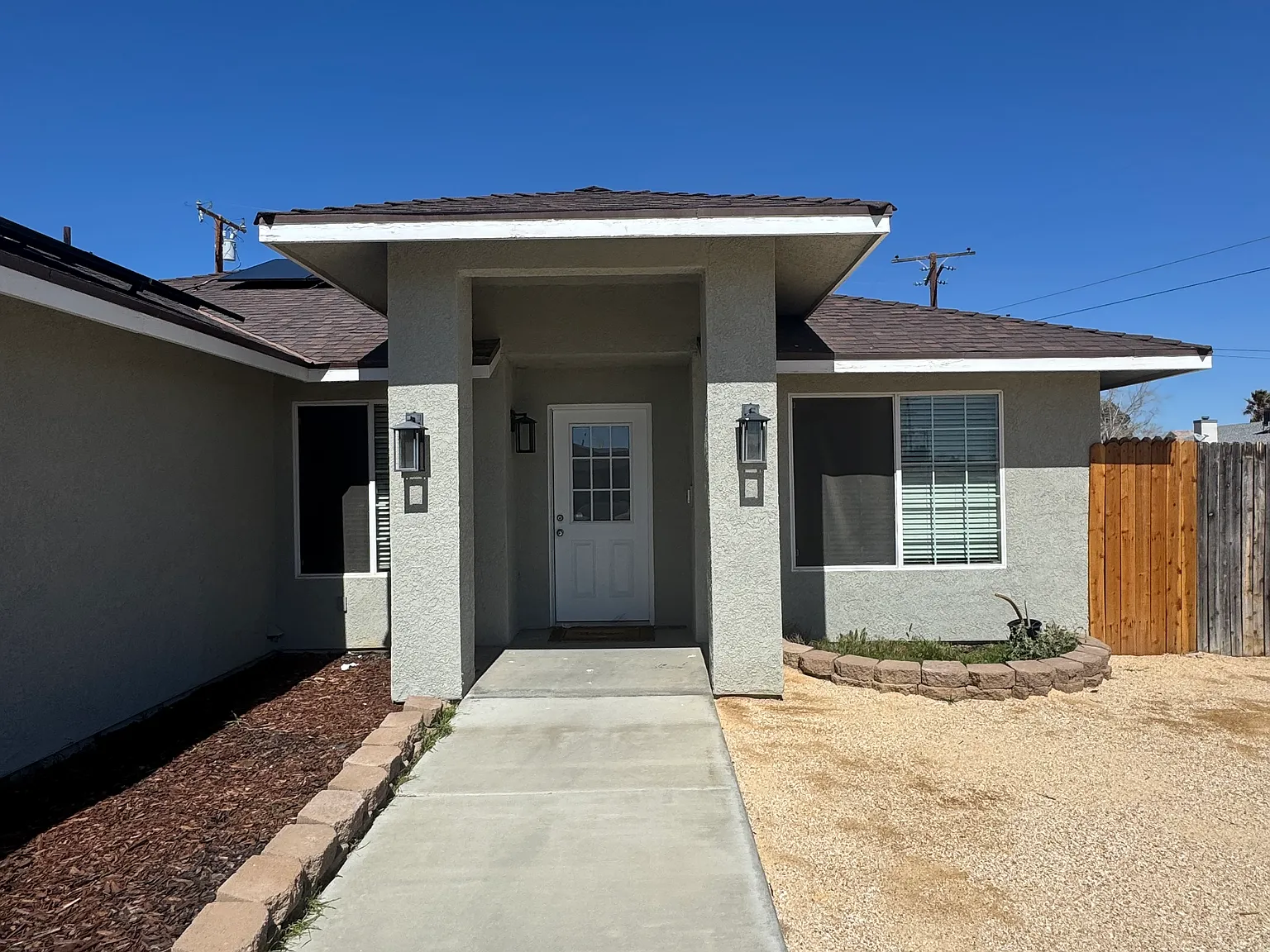 3 bed, 1616 sqft, $2,300 — Photo 4
