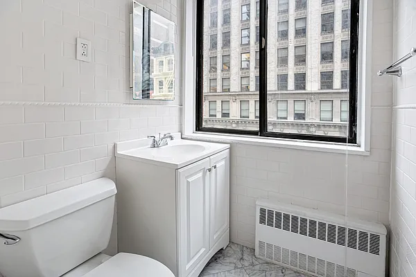 Rented by Douglas Elliman | media 16