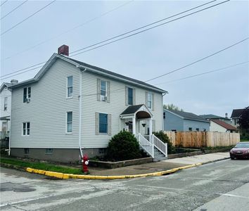 1300 Ridge Ave, Latrobe, PA, 15650