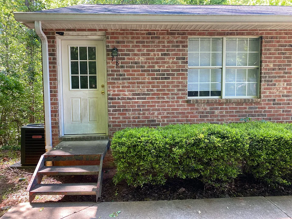 190 Eaglewood Way #8
