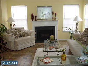 2nd image of 6 Village Ct