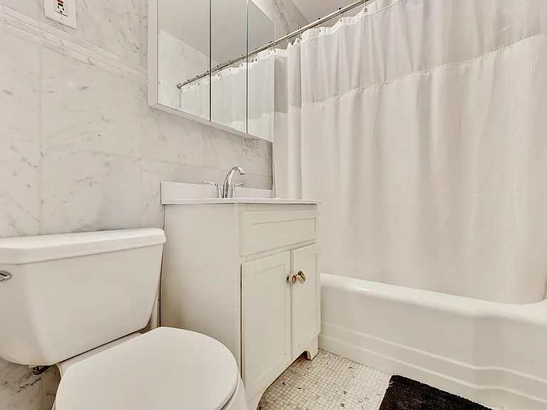 420 E 55th St #8H — Photo 9