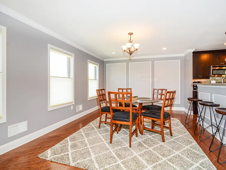 2102 Freeman Way #2102 — Photo 9