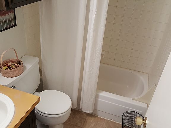 3rd image of 915 Speight Ave #6ddafe650