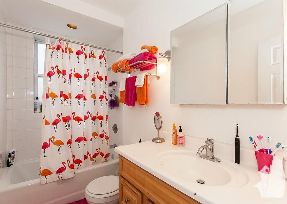 1st image of 569 W Arlington Pl #2 L