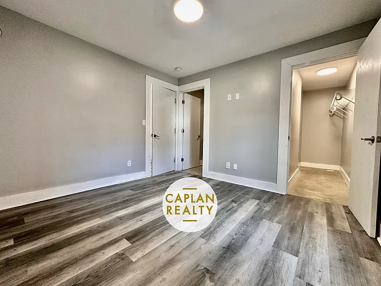 521 East St #O1 — Photo 13