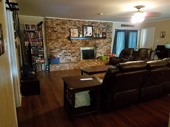4th image of 405 McGrede Dr