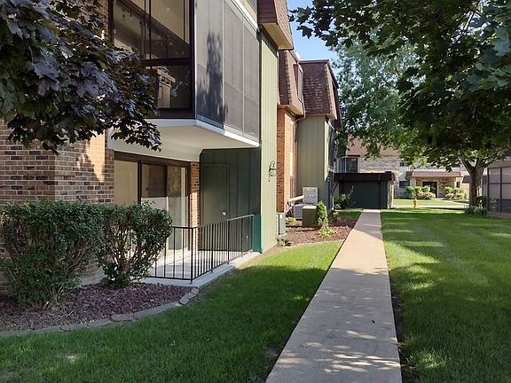 3rd image of 9165 North Rd APT F