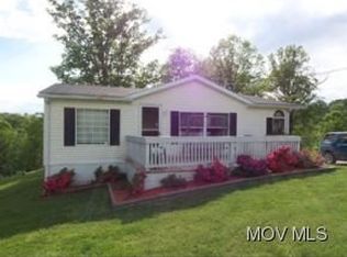 2078 Oak Grove Rd, Walker, WV 26180