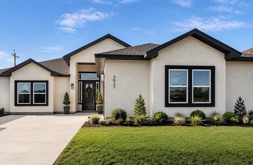 1st image of 3837 Morteza Dr