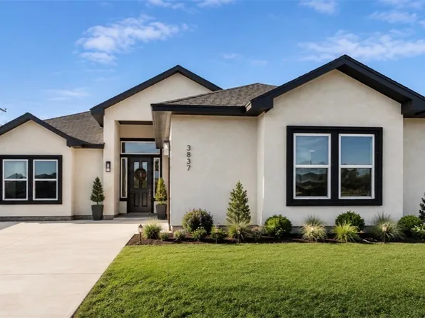 3837 Morteza Dr, Corpus Christi, TX 78414