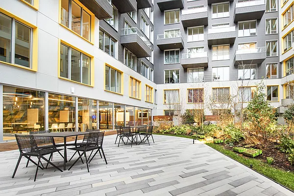 Rented by The KCI Group | media 42