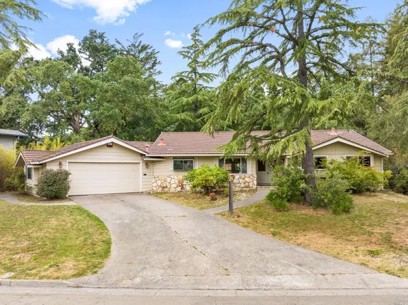 527 Buena Vista Drive, Santa Rosa, CA 95404