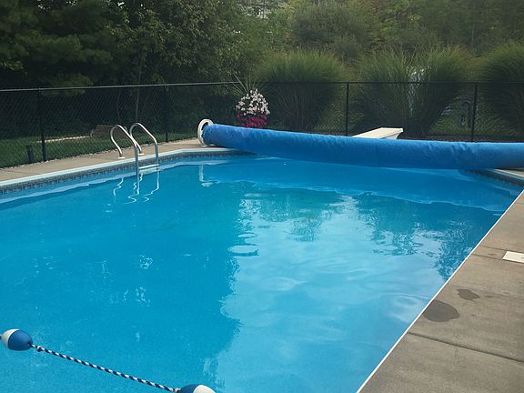 Inground pool with new liner