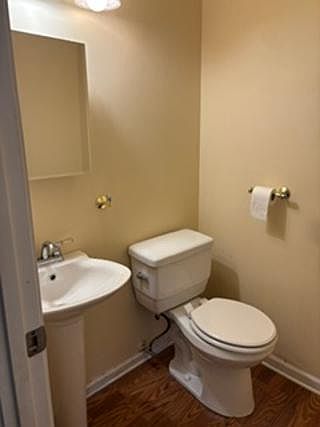 3rd image of 1475 Rosedale Ln