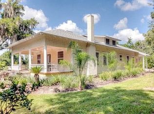 347 W 8th Ave, Mount Dora, FL 32757