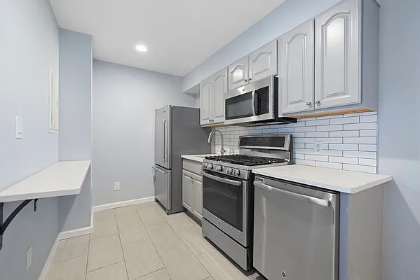 Rented by Nooklyn NYC LLC | media 9