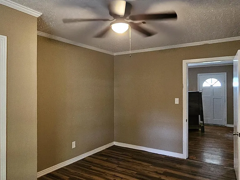 310 W Lafayette St — Photo 32
