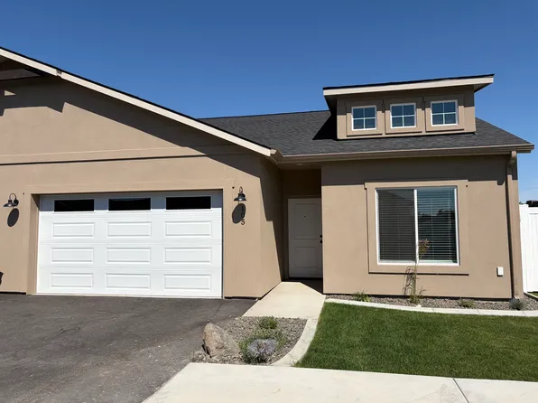 6408 Sandstone Dr, Pasco, WA