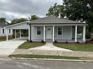 1827 Hicks Cir, Roxboro, NC 27573